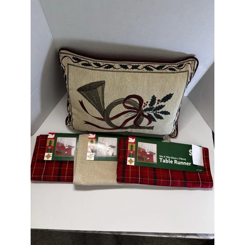 Tapestry Pillow Christmas French Horn Holly 16 x 12 Lot Of 3 Table Runner 13x70